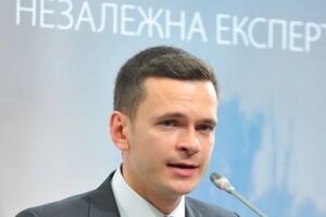 Яшин: Несомненно, Крым --- это территория Украины, которая незаконно присоединена к России, с использованием вооруженных сил и нарушением международных обязательств