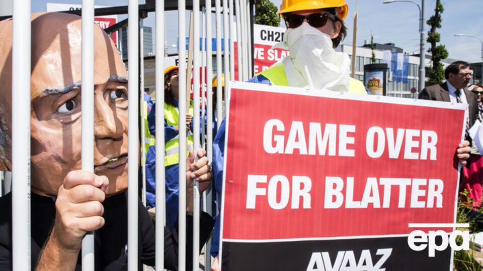 ФИФА проводит экстренное совещание