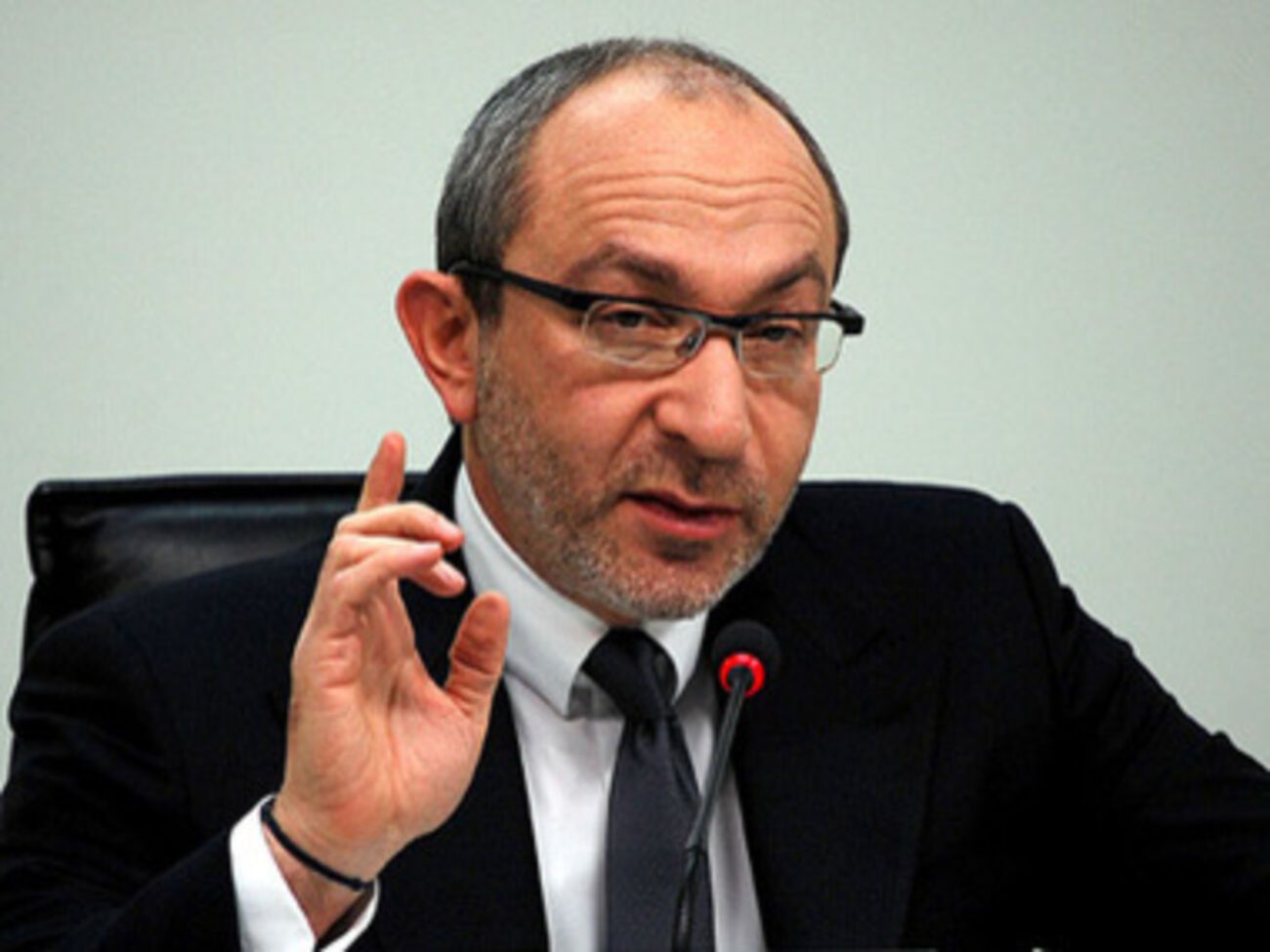 Адвокаты Кернеса дважды требовали отвода прокурора