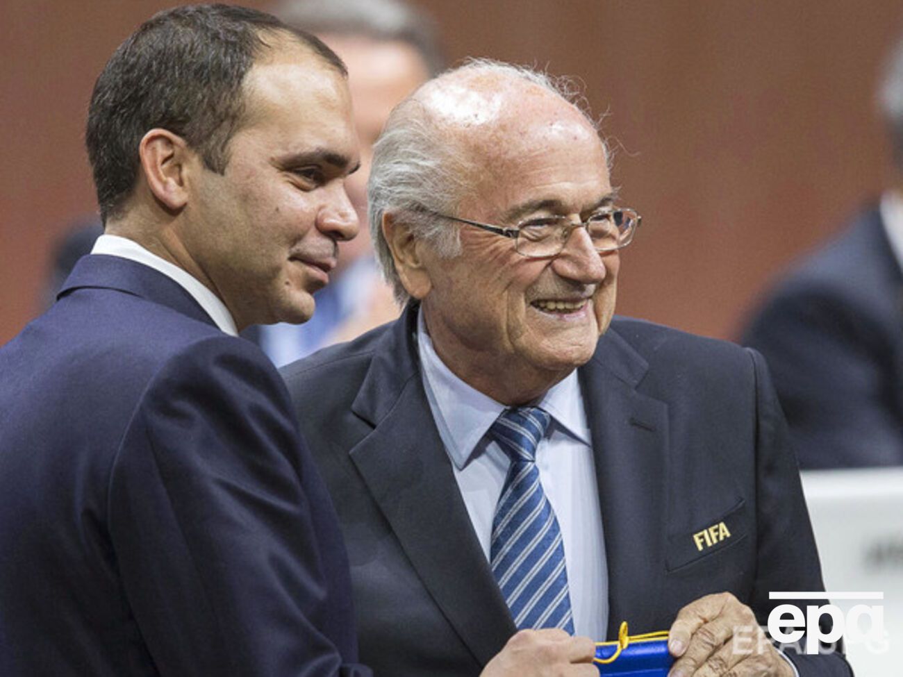 Али бин Аль Хусейн и Зепп Блаттер перед началом конгресса ФИФА