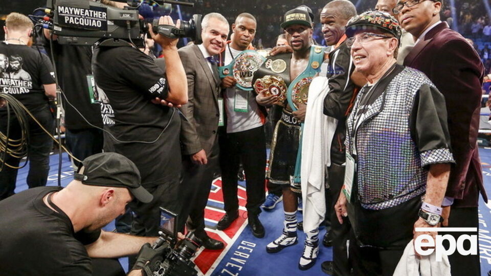 Мейвезер победил решением судей