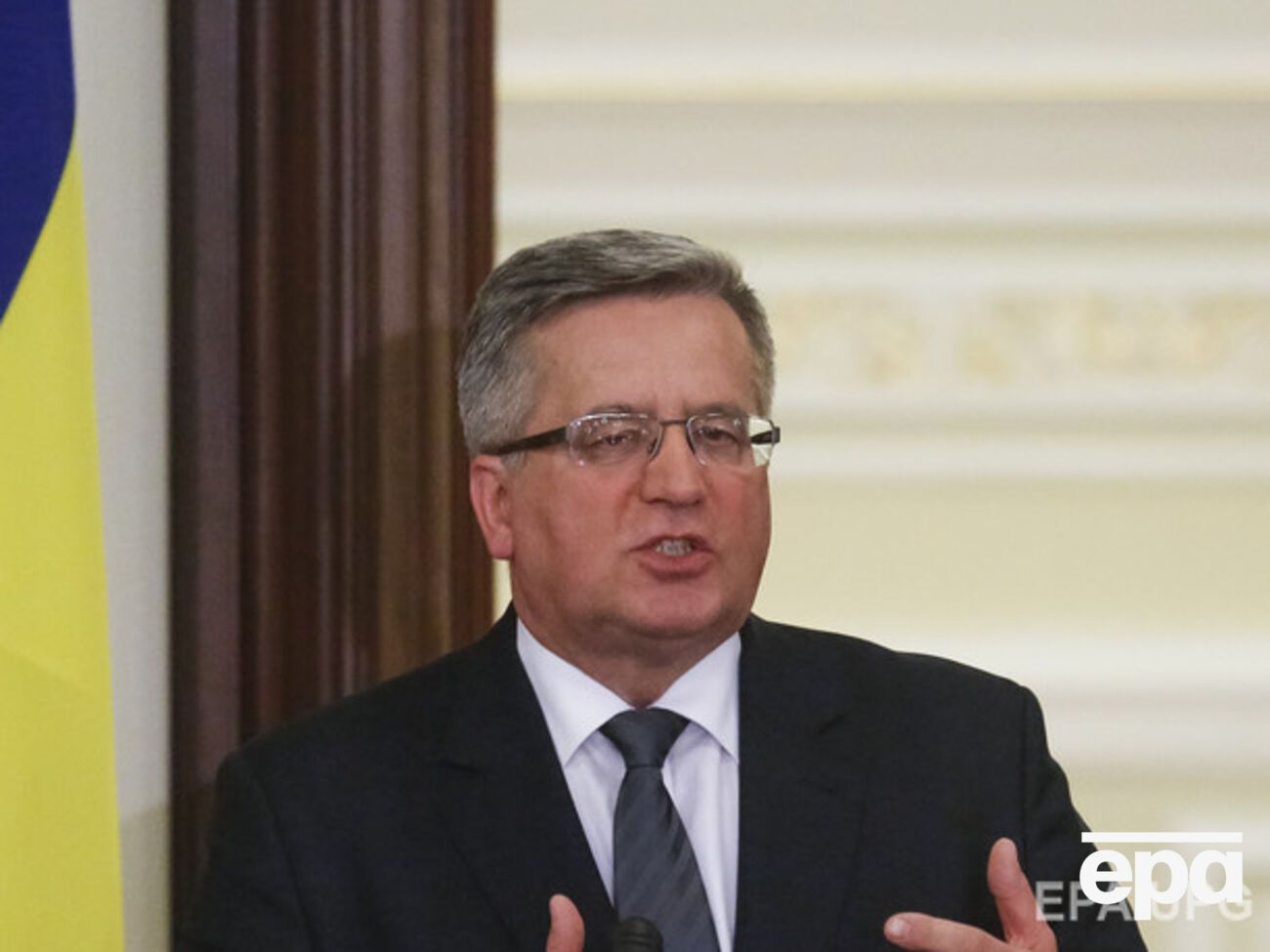 Коморовский уверен, что на нынешних условиях сотрудничать с Кремлем невозможно