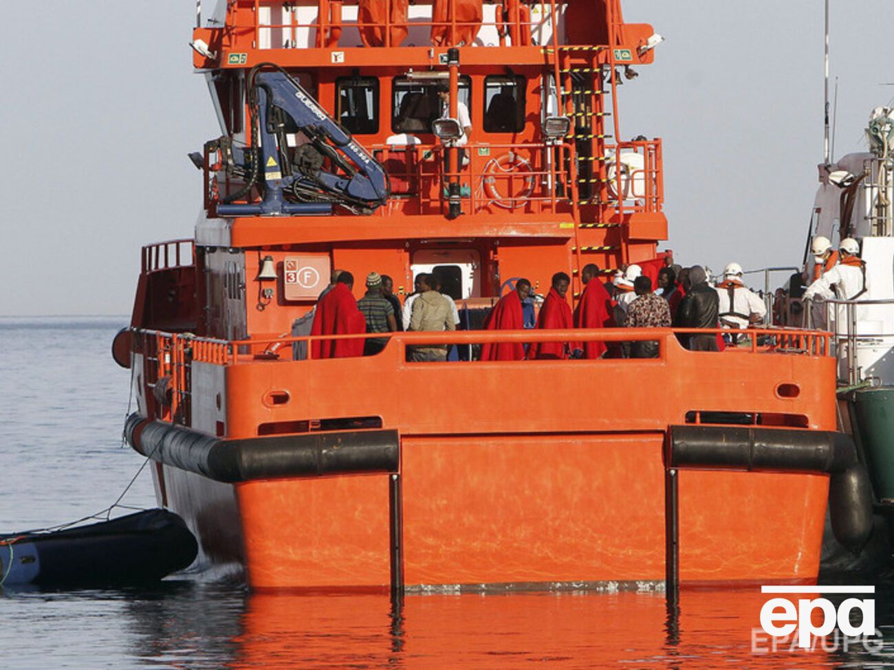 Спасательные работы продолжаются