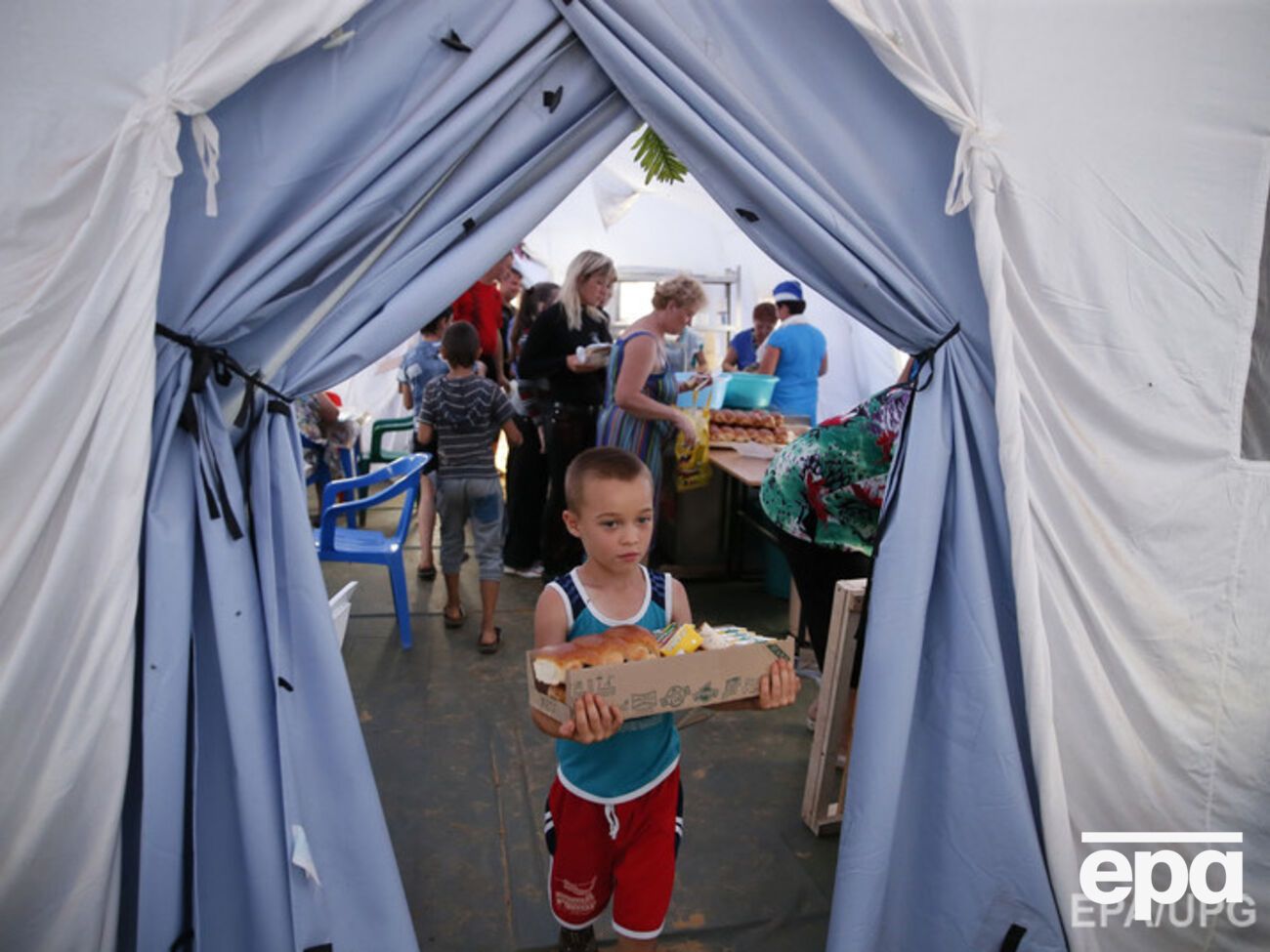 Среди беженцев почти 5 тысяч детей