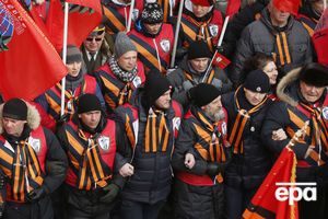 Латынина: Мы должны выбирать: мы будем праздновать победу во Второй мировой или в черно-оранжевой?