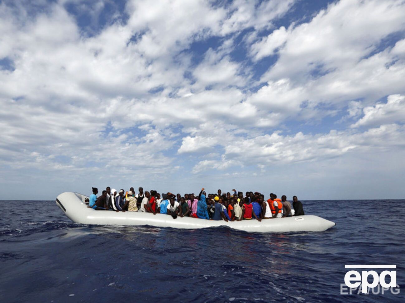 Спасательные работы продолжаются