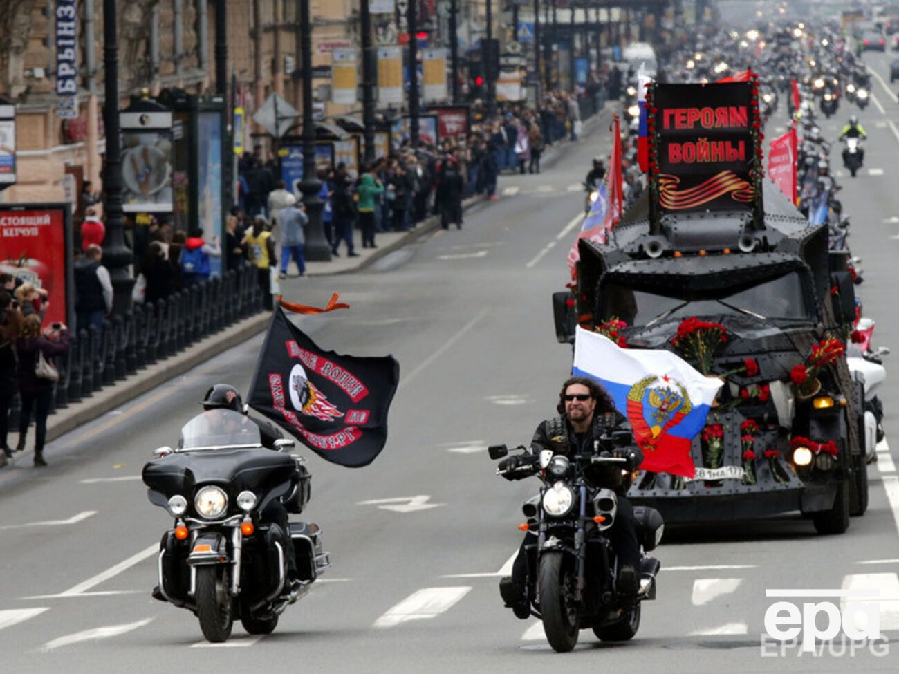 Половину колонны российских байкеров под Мюнхеном составили российские дипломаты на машинах с дипномерами