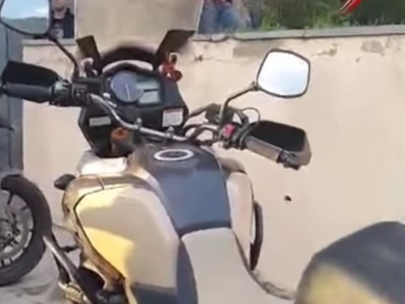 Женщина подала на байкеров в полицию и дала показания