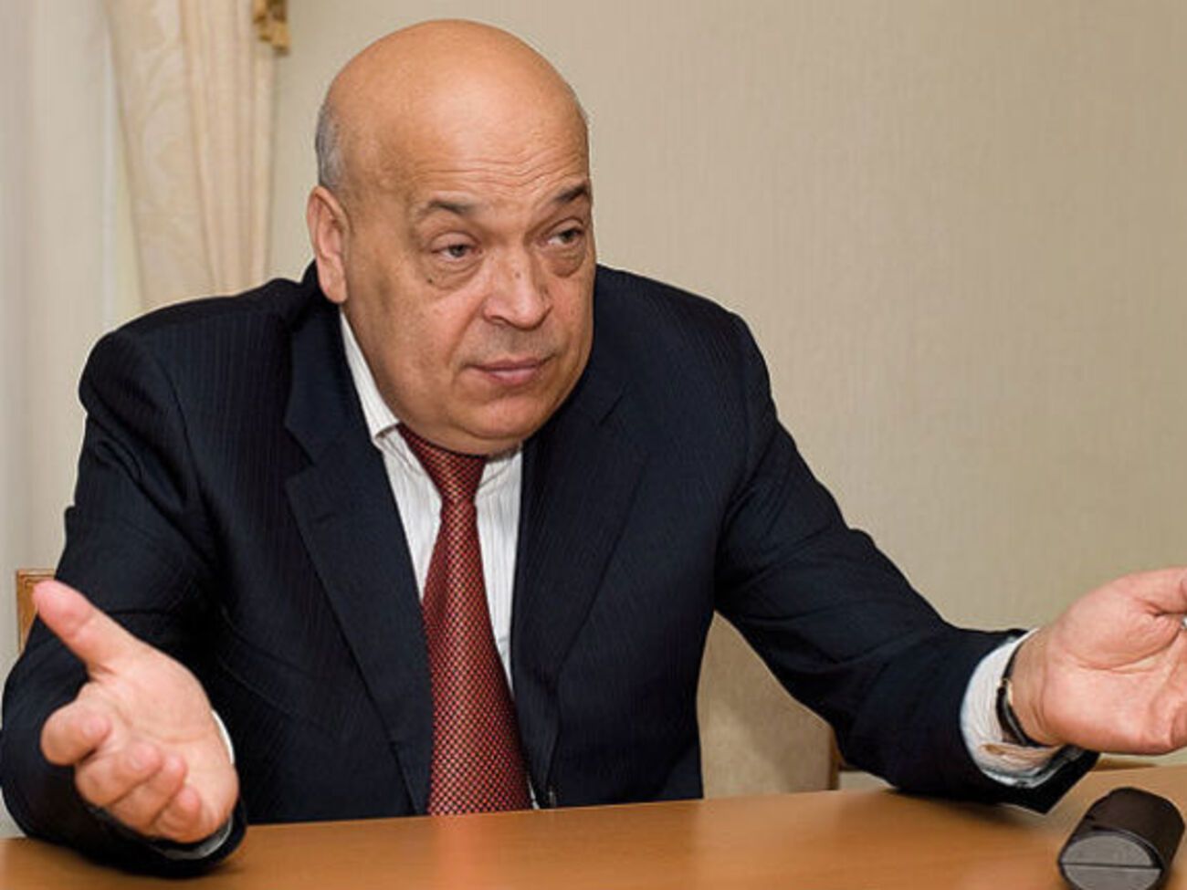 Москаль заявил о перестрелках в Луганской области