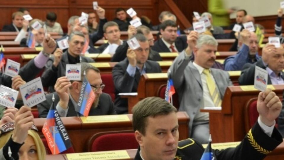 "Народный совет ДНР" единогласно поддержал признание 14-летних детей трудоспособными