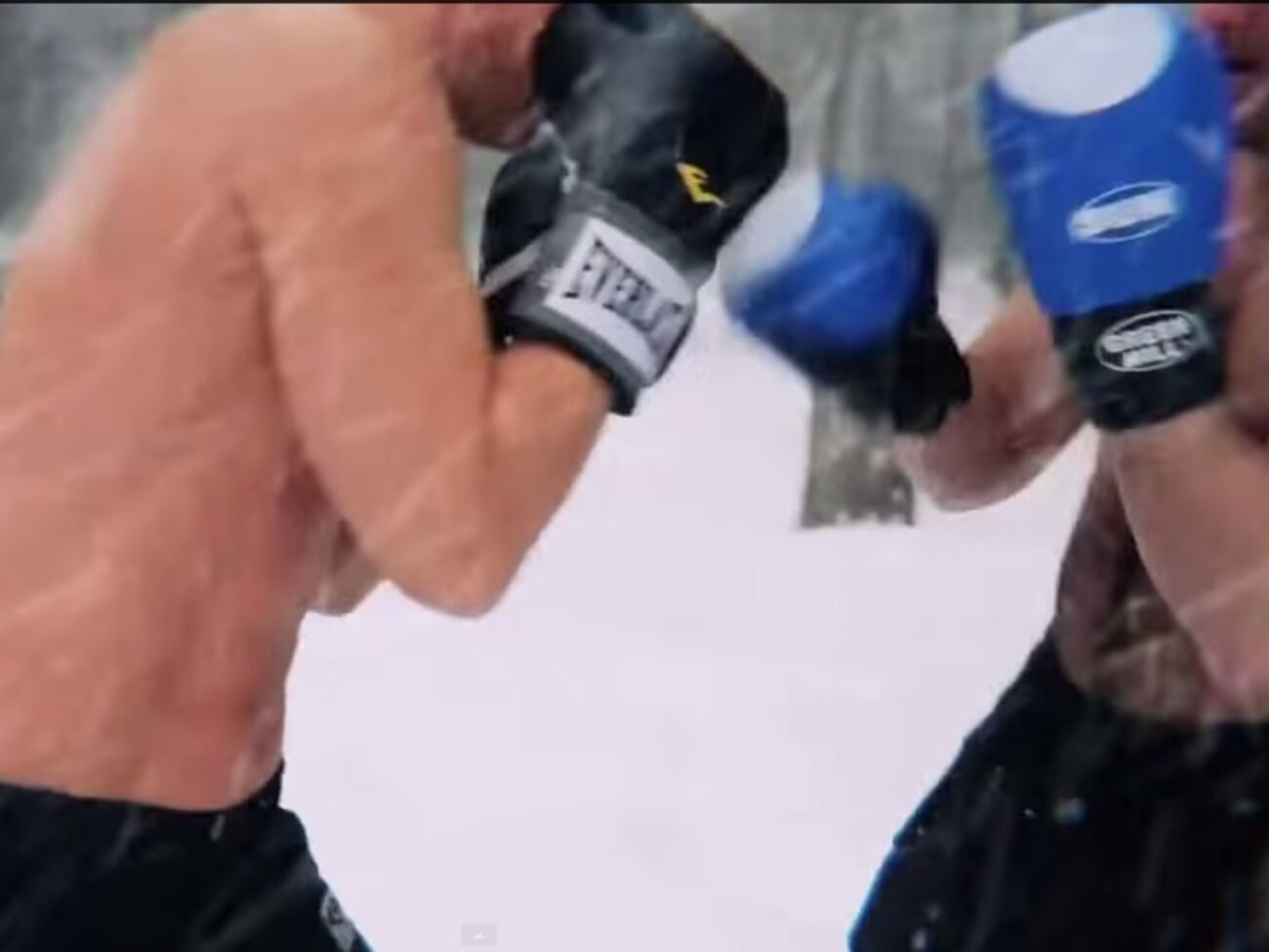 Российская молодежь пригрозила научиться "дышать жопой", если не отменят санкции. Видео