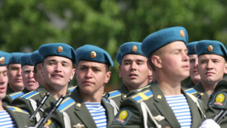 На базе ВДВ ВС РФ создадут войска быстрого реагирования, заявил Шаманов