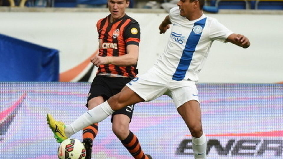 "Шахтер" не уступил серебряные медали "Днепру"