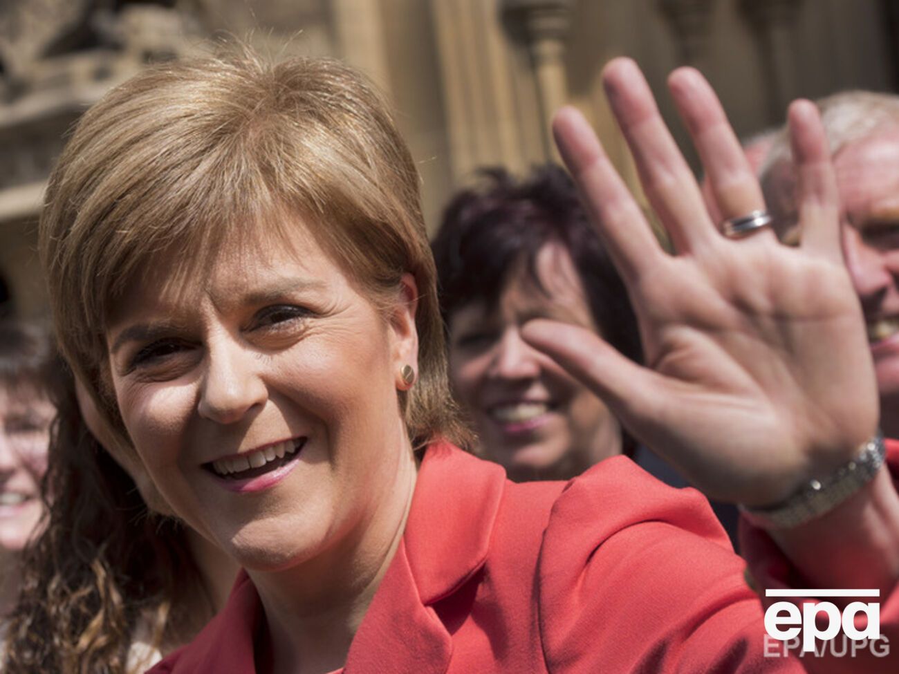 Премьер считает, что Британии нельзя выходить из ЕС