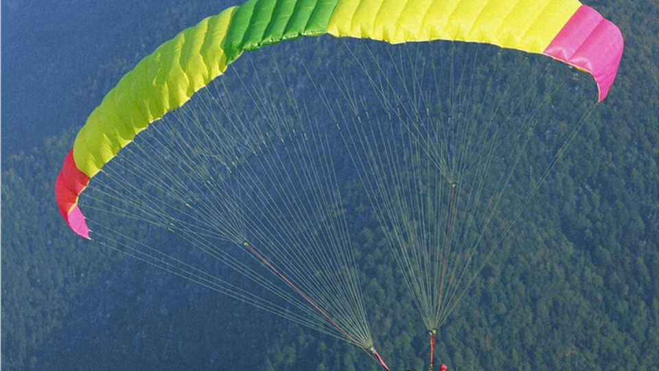 Прыгнуть с парашютом можно в большинстве крупных городов Украины