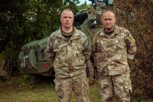 Полковник Михаил Забродский и Дмитрий Ярош на маневрах ВСУ в Широком Лане