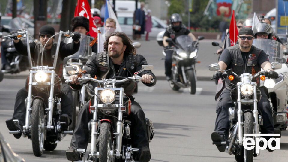 ГИБДД Свердловской области завела на Залдостанова админдело за то, что тот ездит без шлема