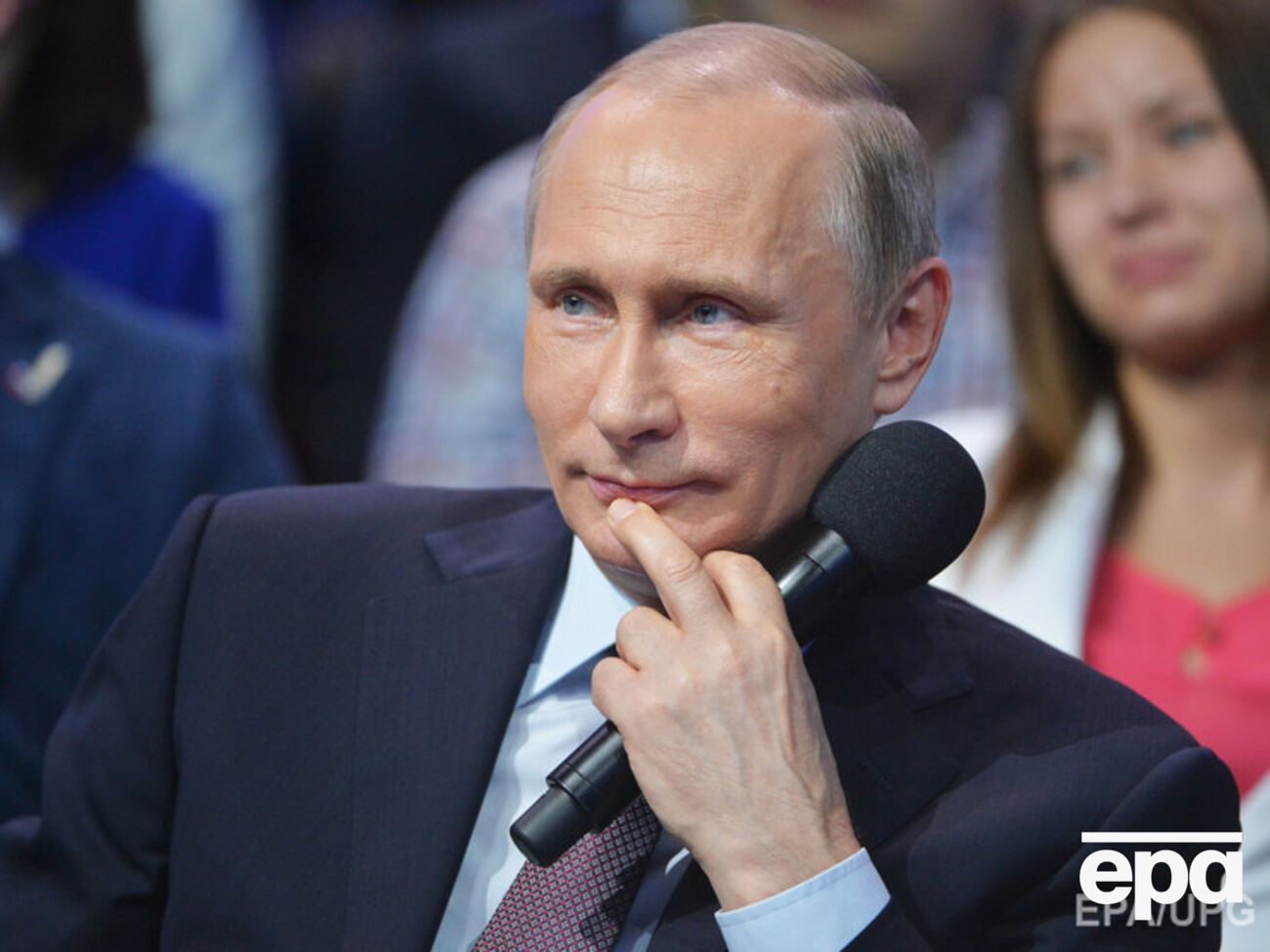 По мнению Илларионова, Путин намекает на возобновление боевых действий