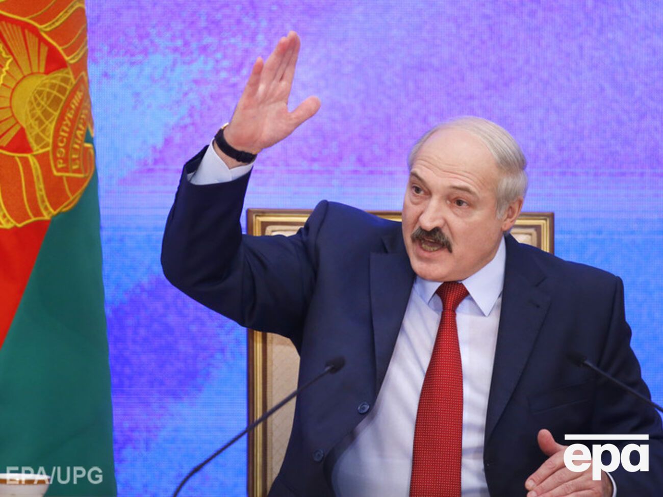 Лукашенко ждет от Запада "правильных шагов" в отношении Беларуси