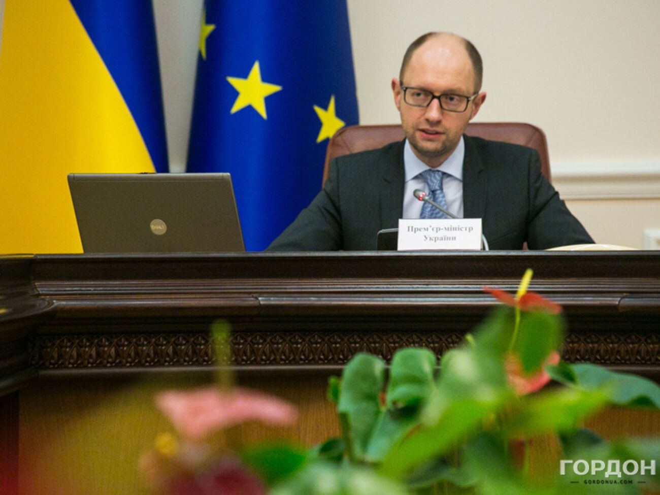 Арсений Яценюк провел оперативное совещание с силовиками