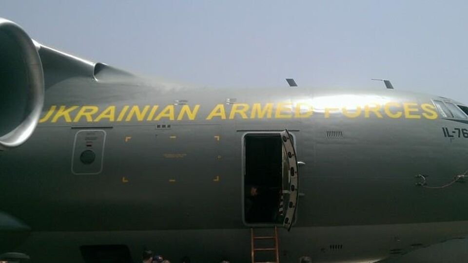 Самолет Ил-76 прибыл в Индию 30 апреля, но до сих пор не может вернуться домой из-за поломки