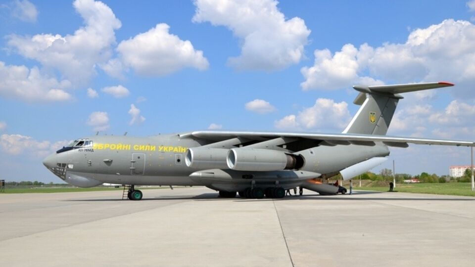 О сломанном ИЛ-76, который находится в Индии, Шкиряк говорить не захотел