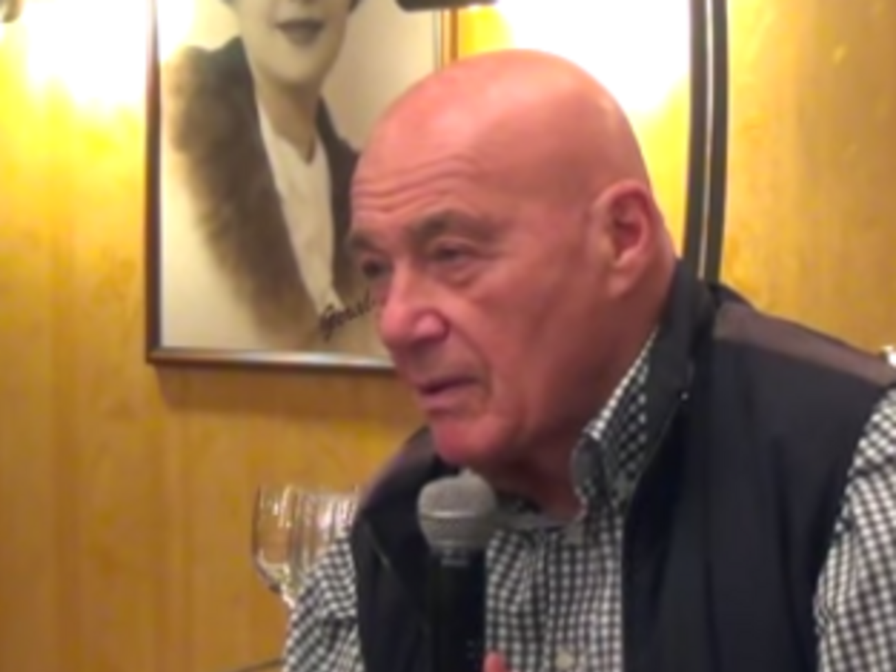 Познер:&nbsp;Если бы изначально подписали гарантию, что Украина не станет членом НАТО, то я полагаю, что вообще ничего не было бы