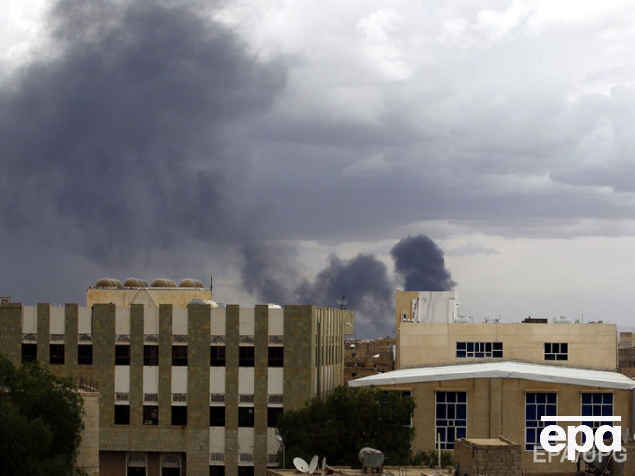 Силы коалиции регулярно наносят удары по боевикам, но при этом часто гибнет мирное население