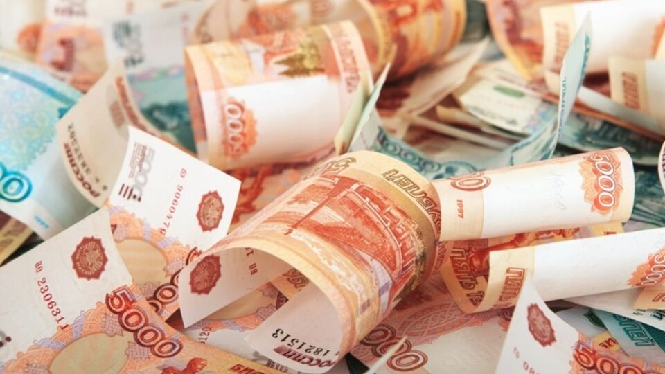 До полного восстановления российской экономики еще далеко, учитывая, что данные исследования указывают на наиболее значительное месячное падение за шесть лет