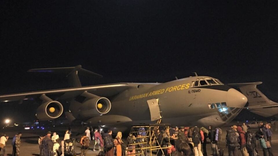 Ил-76 все-таки прилетел в Катманду за украинцами