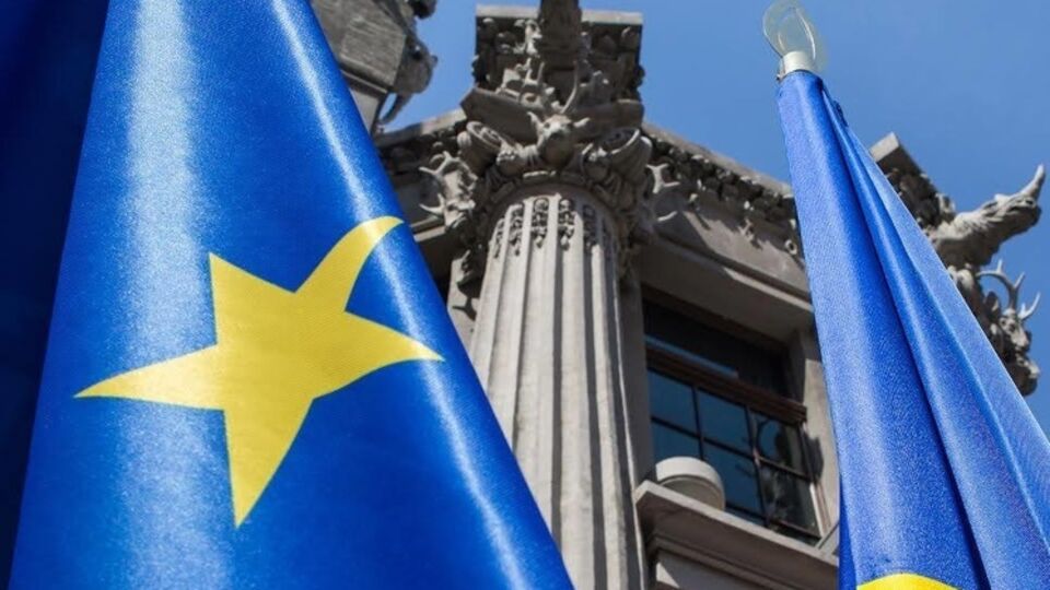 По данным Reuters, ЕС не поддался на давление России