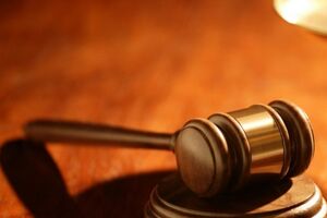 Студентов, нападавших на АЗС, будут судить