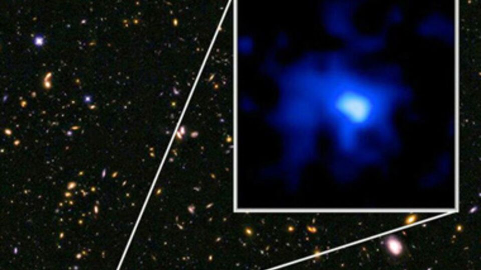 Галактика расположена в 13 млрд световых лет от Земли