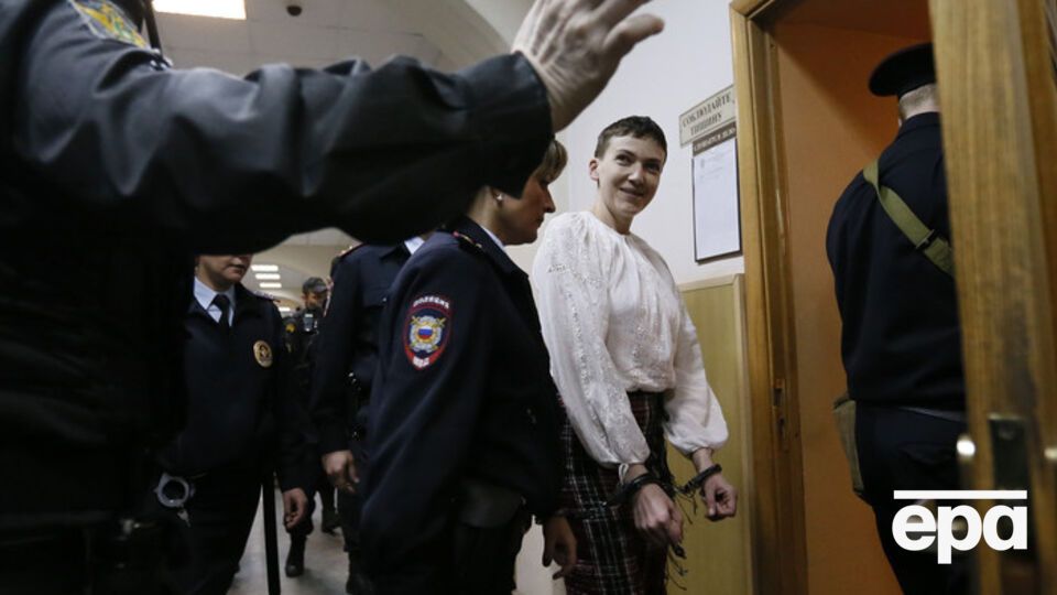 Савченко оставили под арестом