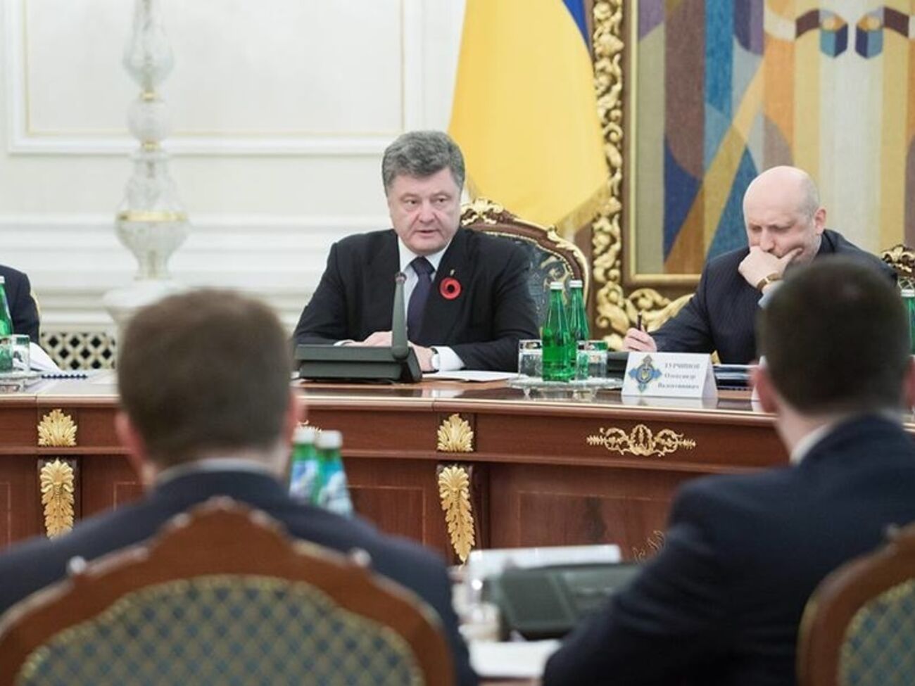 По словам президента, членство в Альянсе необходимо для получения действенных гарантий суверенитета и территориальной целостности Украины