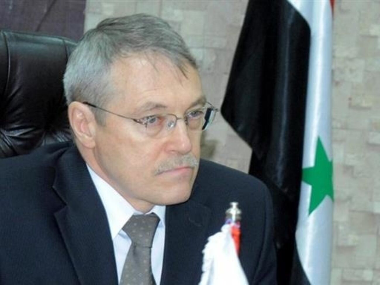 Представитель России в контактной группе Азамат Кульмухаметов