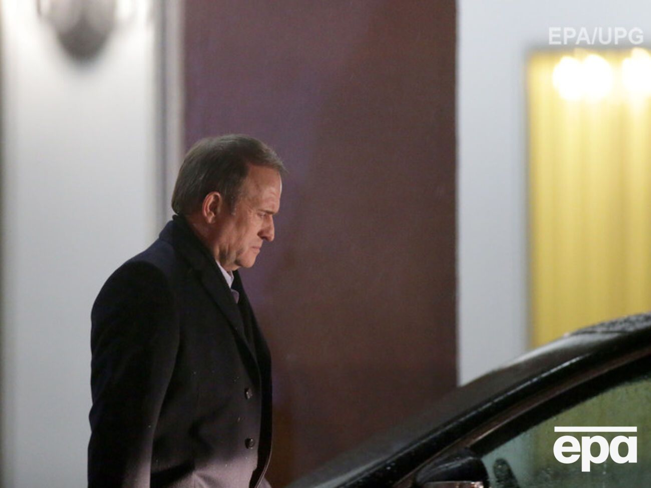 Пресс-служба Петра Порошенко не сообщала, что Виктор Медведчук будет представлять Украину в Минске