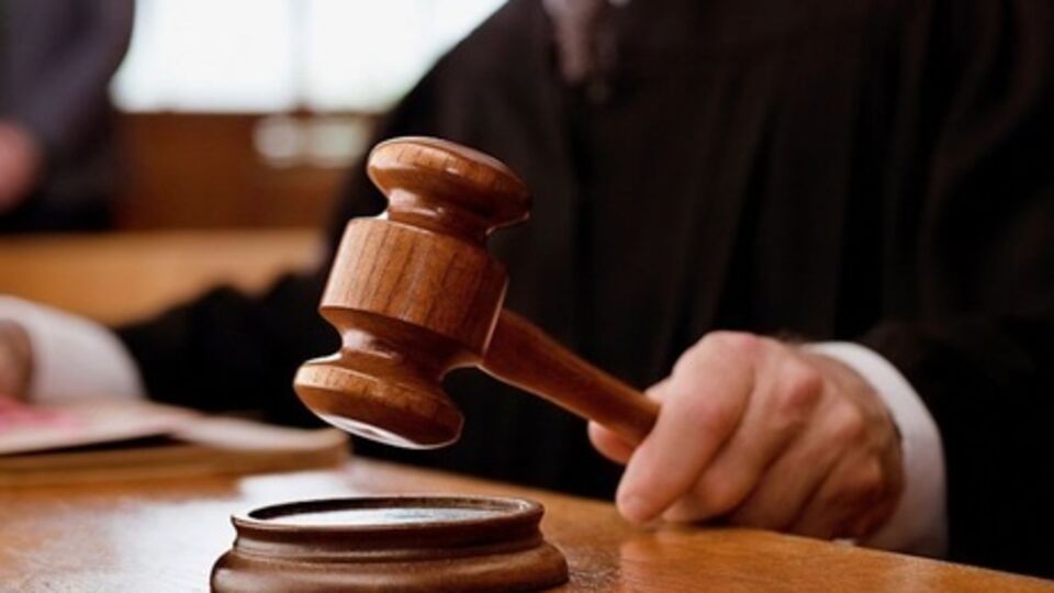 Прокуратура: Действия злоумышленницы квалифицированы по ст. 27, ст. 348 УК Украины (посягательство на жизнь сотрудника правоохранительного органа)