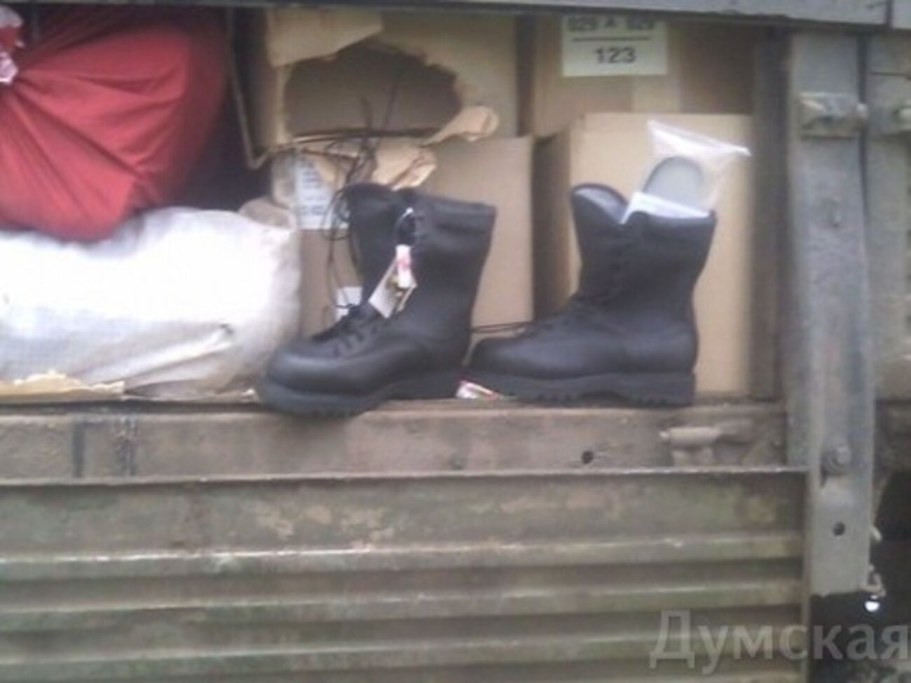 Старое обмундирование оказалось подозрительно новым