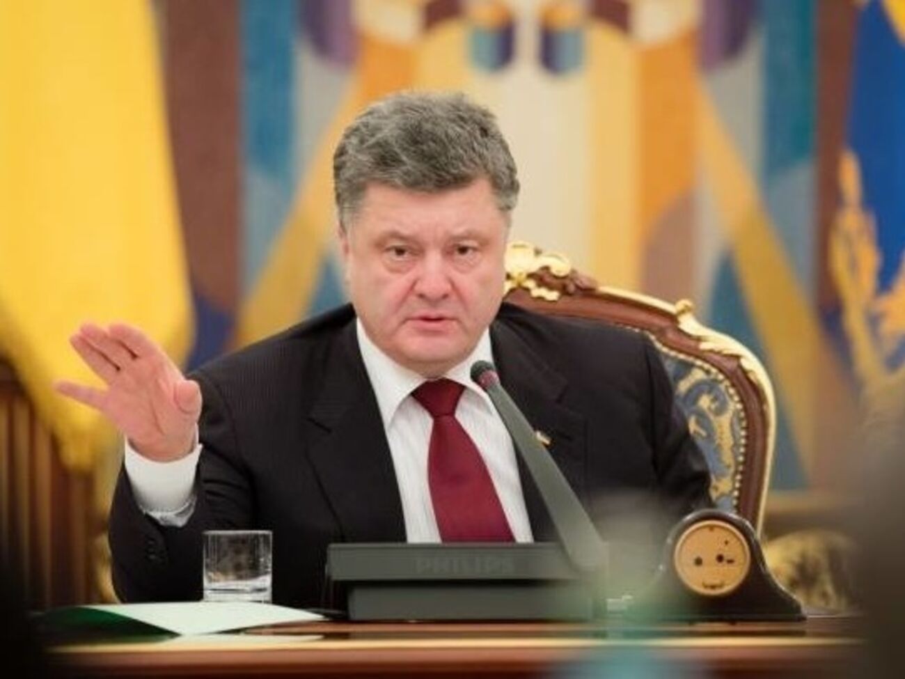 Порошенко: Монополии "Газпрома" в Украине положен конец