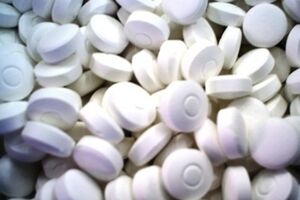 Мужчина пытался ввезти в Украину псевдоэфедрин