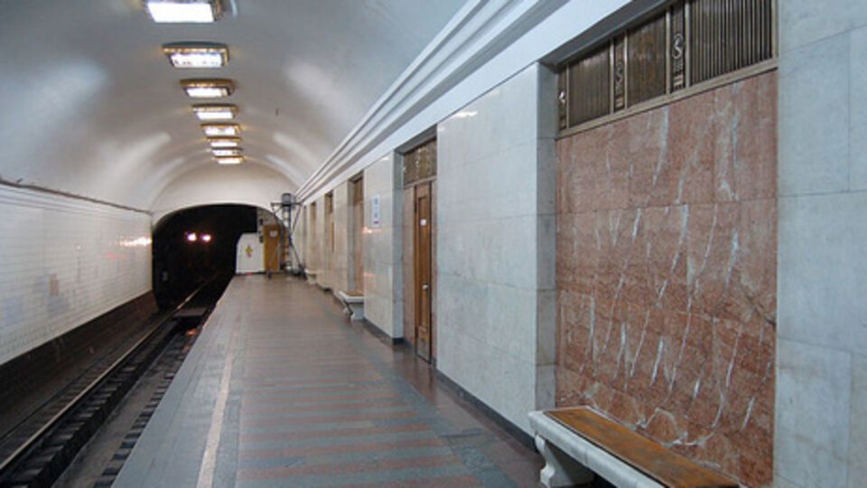 Метрополитен часто "минируют"