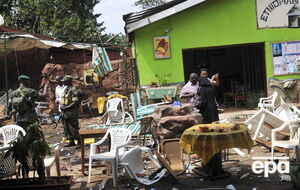 Очевидец: Ему надели автомобильную шину на шею и затем его подожгли