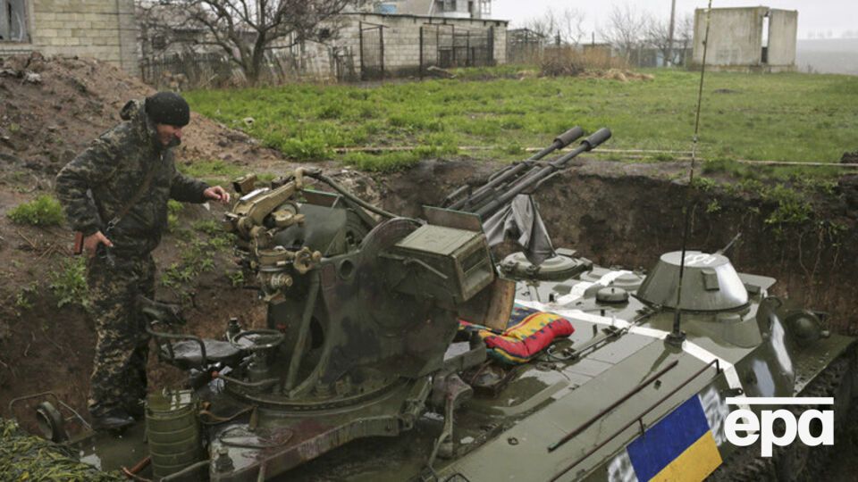 Украинские позиции на Донбассе снова подверглись обстрелам со стороны боевиков