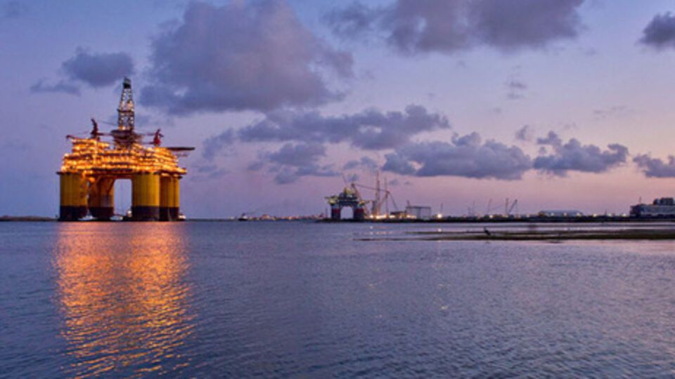 В течение дня Brent продолжает дешеветь