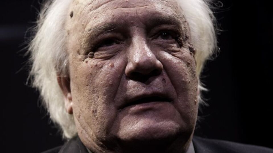 По мнению Строилова, суд придется перенести на некоторое время, поскольку состояние здоровья Буковского не позволит ему присутствовать в Кембридже 22 мая