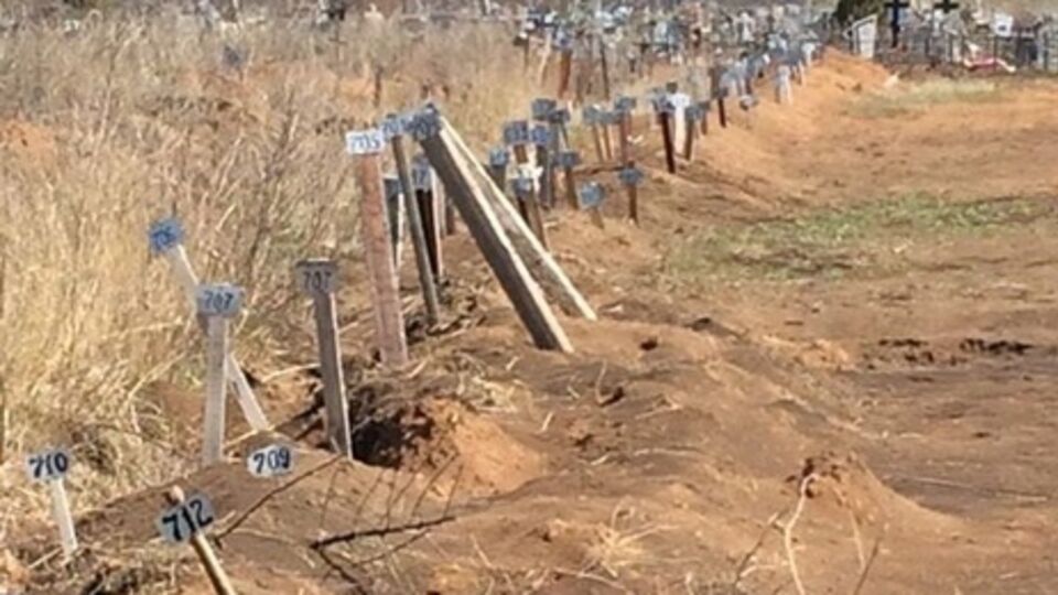 СМИ: По данным статистики, смертность россиян выросла на 5,2%