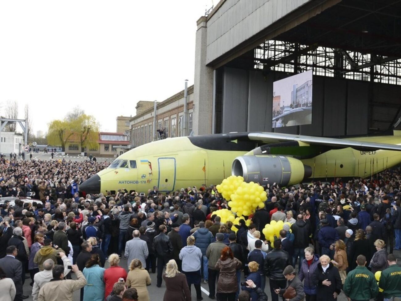 Новый украинский авиалайнер Ан-178