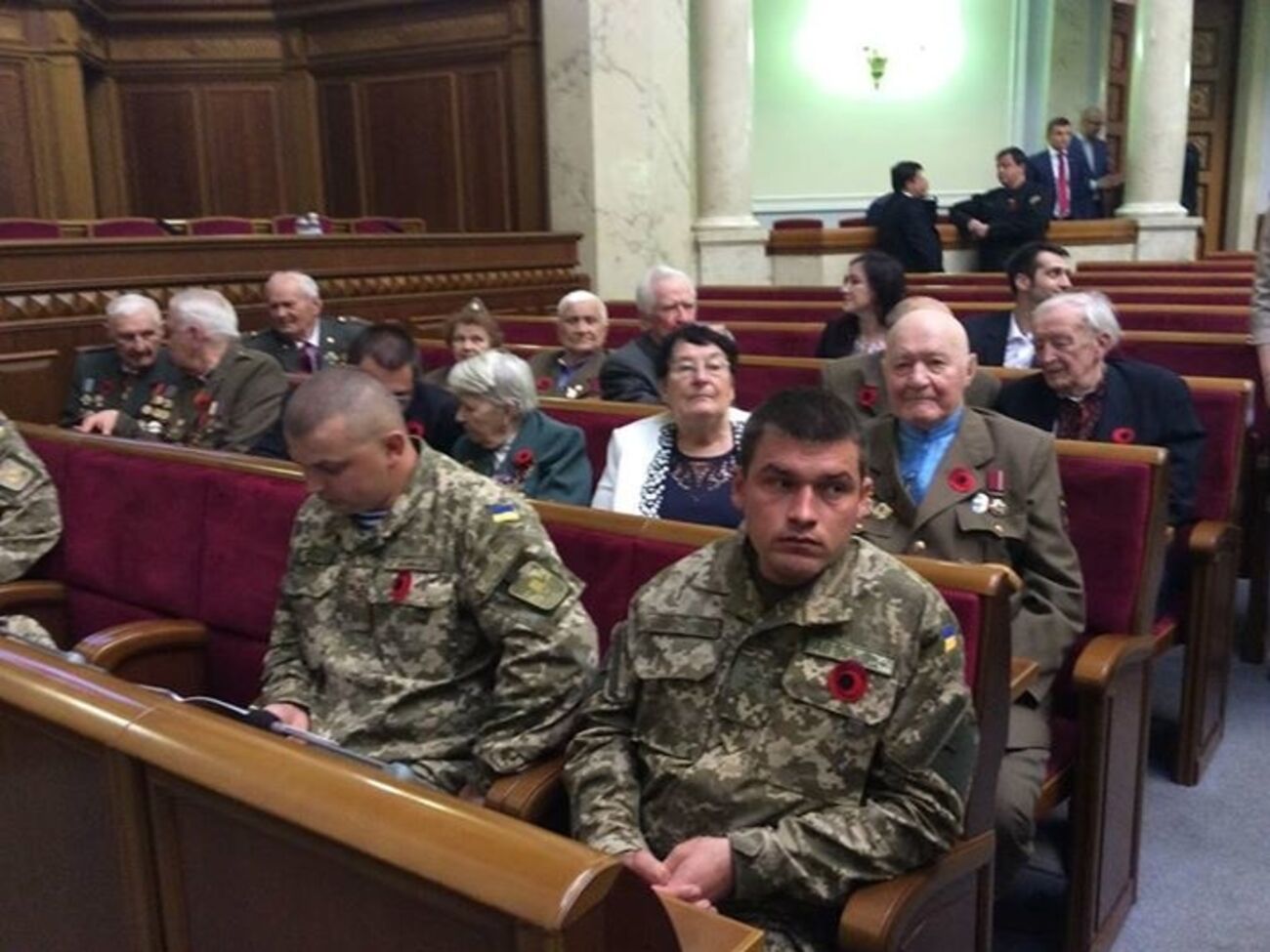 Ветераны УПА и участники АТО были рядом в Верховной Раде