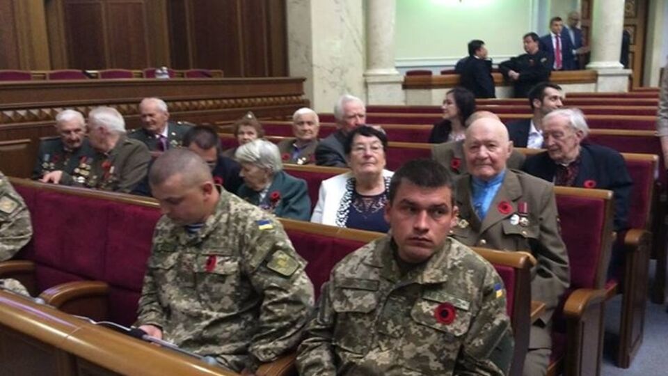 Ветераны УПА и участники АТО были рядом в Верховной Раде